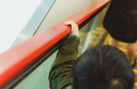 快適な街づくりに積極的に取り組める人財を求人中 | 名古屋でエレベーター技術者の求人なら明菱サービス株式会社